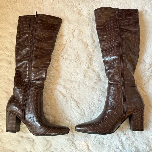 Lifestride Stratford Brown Crocodile Boot; size 6.5 - Picture 2 of 8